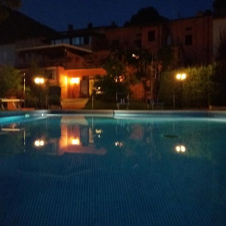 Albergo Montenerone Piobbico Exteriör bild