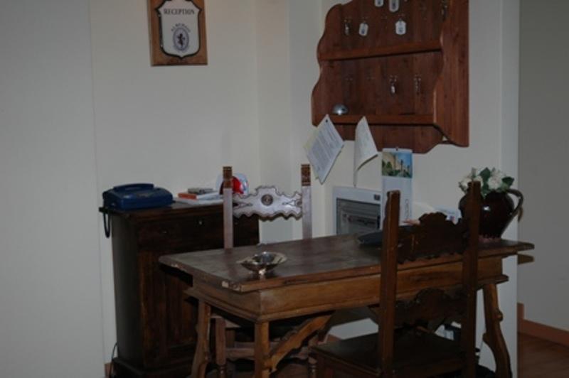 Albergo Montenerone Piobbico Rum bild